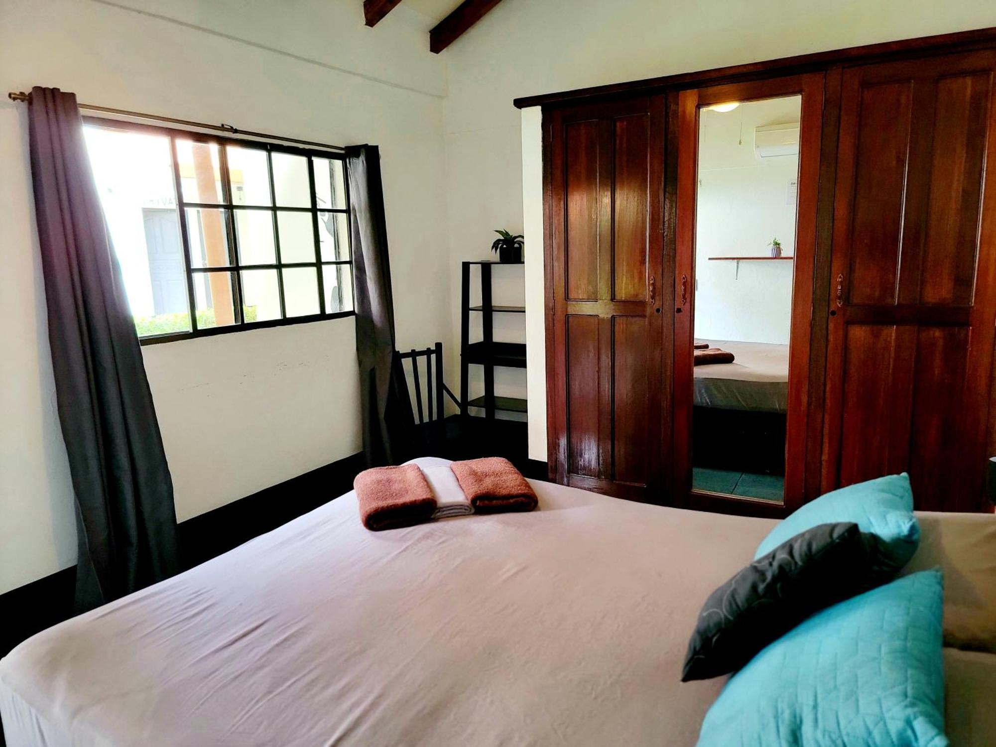 Poco A Poco Hostel León Zewnętrze zdjęcie